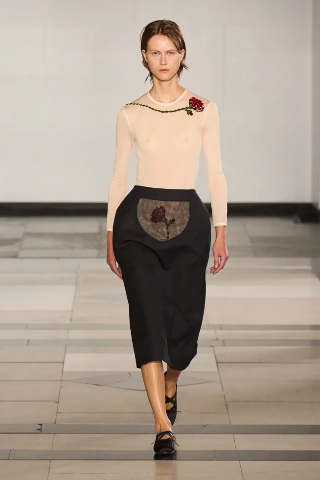 00028-simone-rocha-spring-2025-ready-to-wear-credit-gorunway