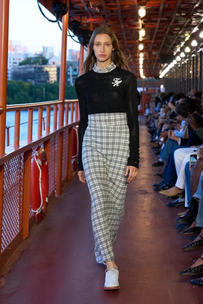 00030-tommy-hilfiger-spring-2025-ready-to-wear-credit-brand