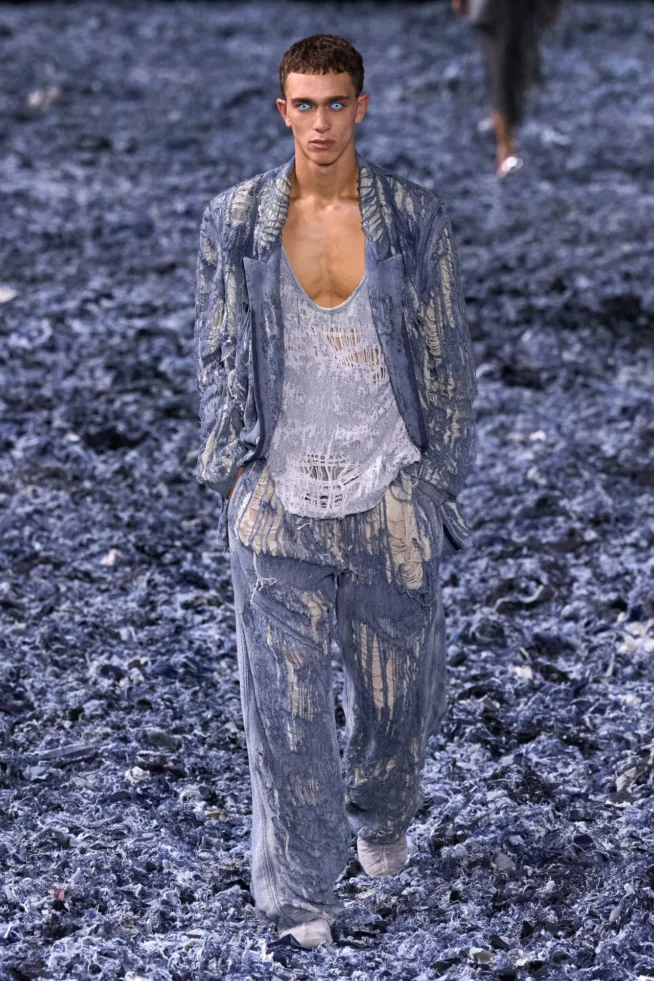00031-diesel-spring-2025-ready-to-wear-credit-gorunway