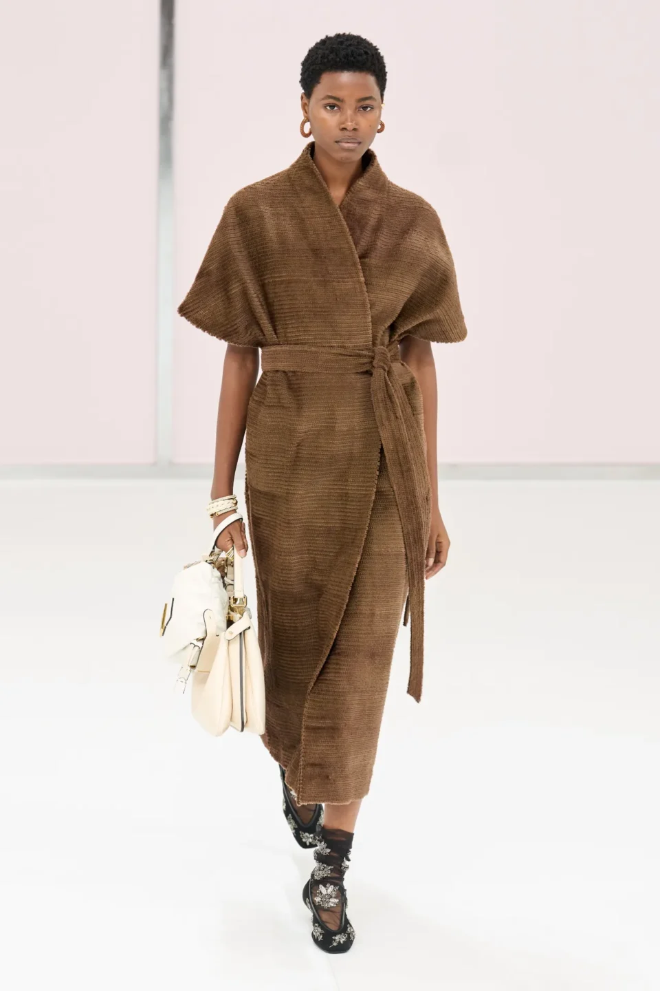 00031-fendi-spring-2025-ready-to-wear-credit-gorunway