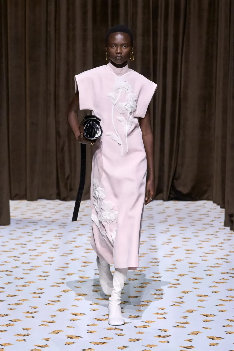 00032-jil-sander-spring-2025-ready-to-wear-credit-gorunway