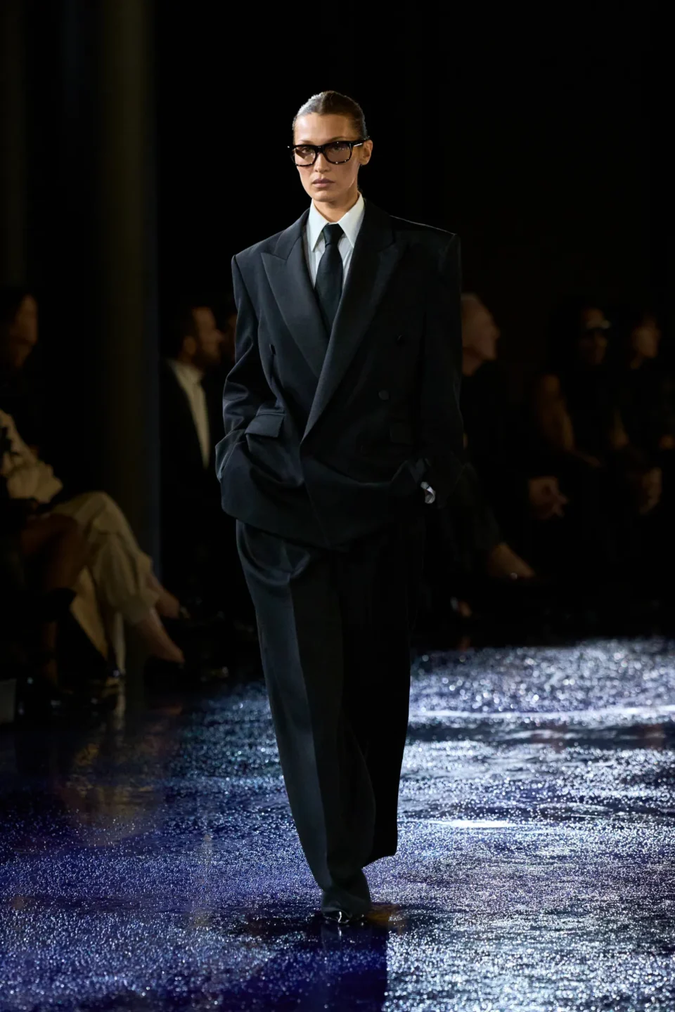 00033-saint-laurent-spring-2025-ready-to-wear-credit-gorunway