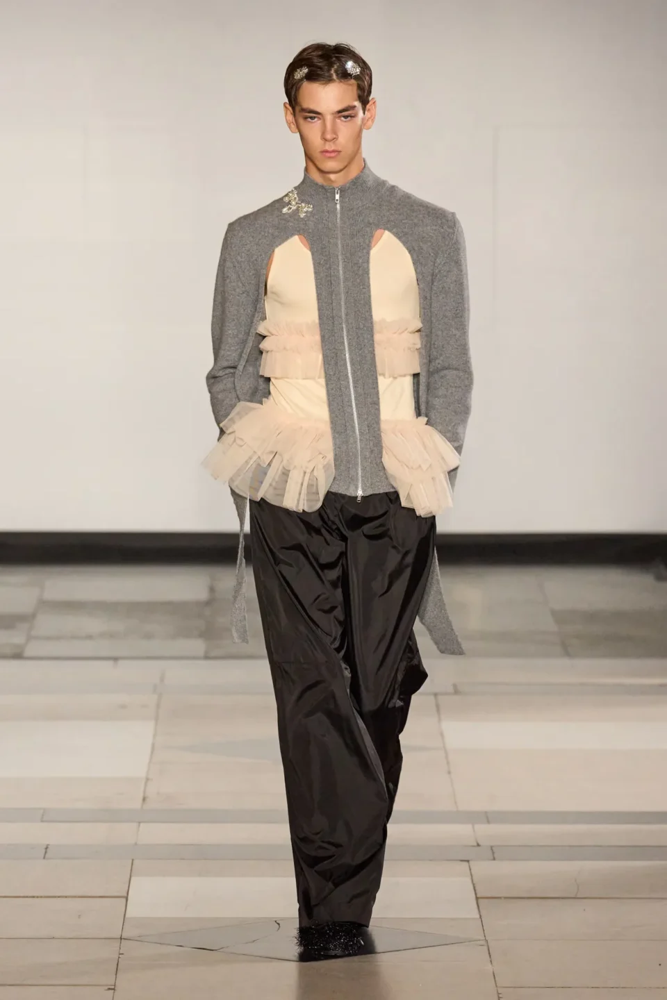 00033-simone-rocha-spring-2025-ready-to-wear-credit-gorunway