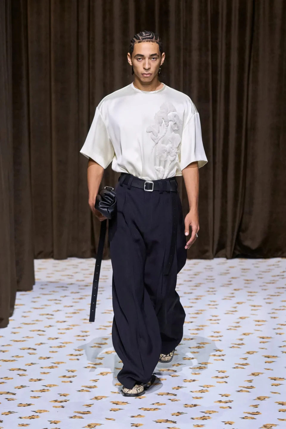 00035-jil-sander-spring-2025-ready-to-wear-credit-gorunway