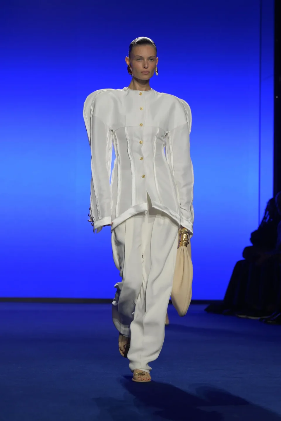 00035-schiaparelli-spring-2025-ready-to-wear-credit-brand