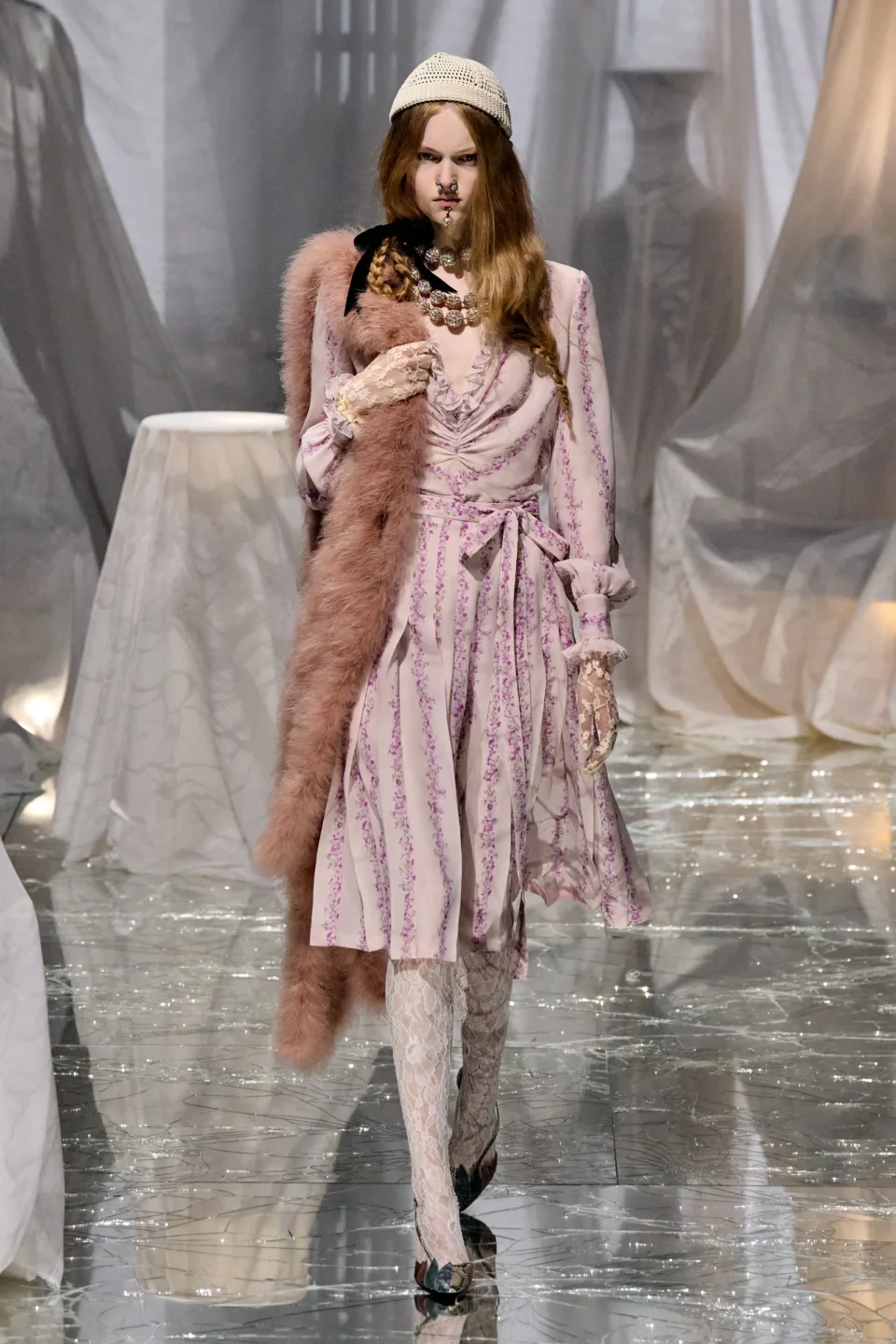 00036-valentino-spring-2025-ready-to-wear-credit-gorunway