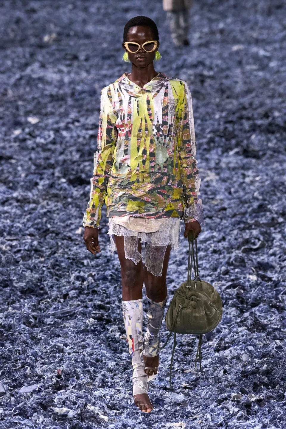 00037-diesel-spring-2025-ready-to-wear-credit-gorunway