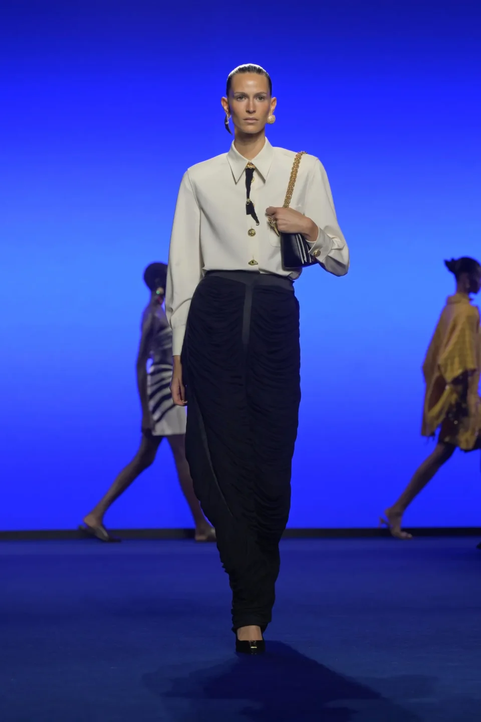 00037-schiaparelli-spring-2025-ready-to-wear-credit-brand