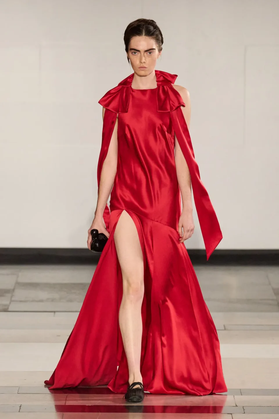 00037-simone-rocha-spring-2025-ready-to-wear-credit-gorunway