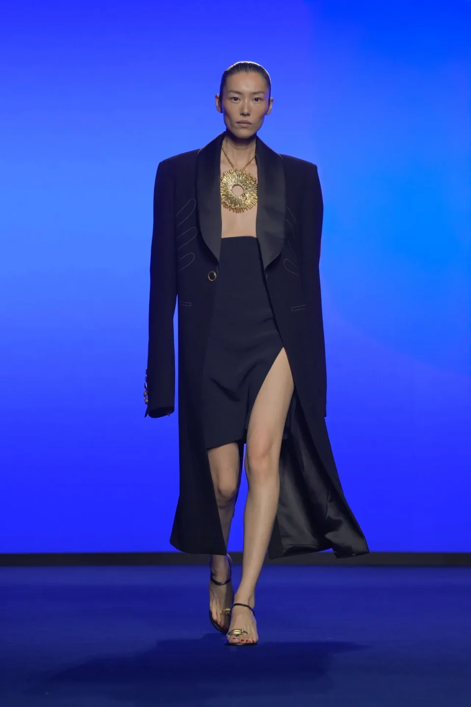 00039-schiaparelli-spring-2025-ready-to-wear-credit-brand