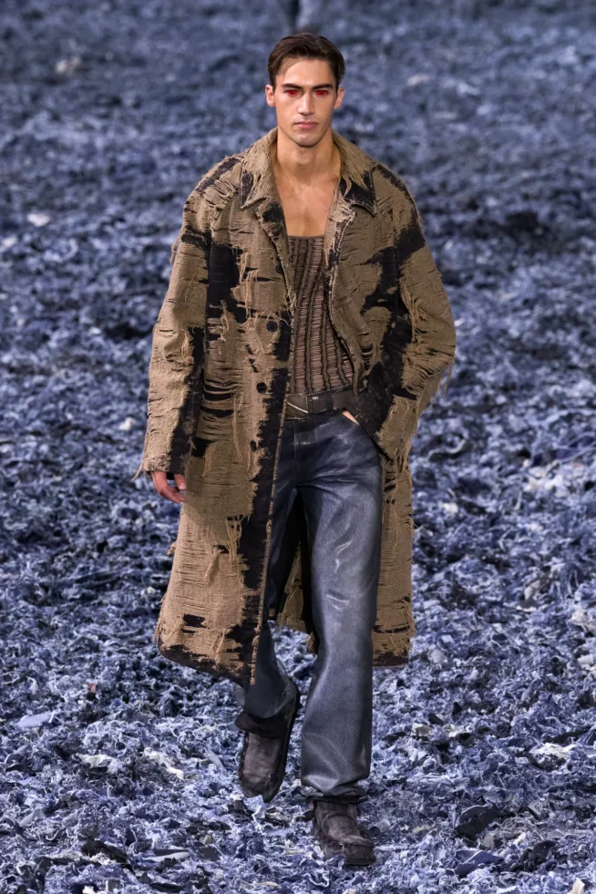 00042-diesel-spring-2025-ready-to-wear-credit-gorunway