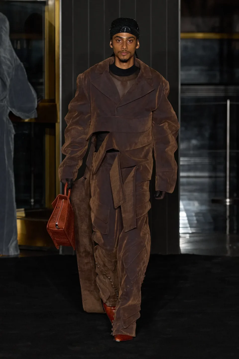 00044-luar-spring-2025-ready-to-wear-credit-gorunway