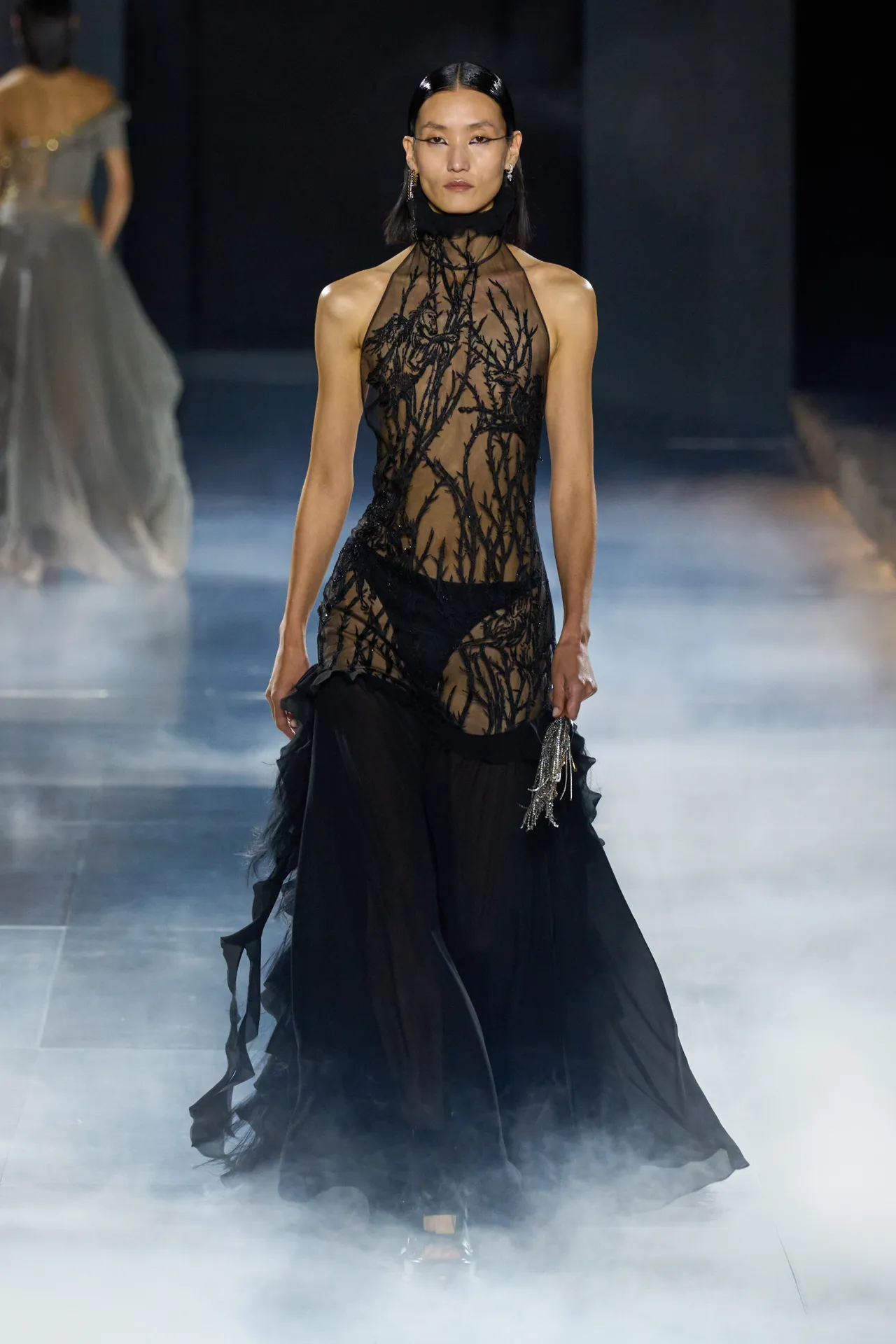 00045-alexander-mcqueen-spring-2025-ready-to-wear-credit-gorunway
