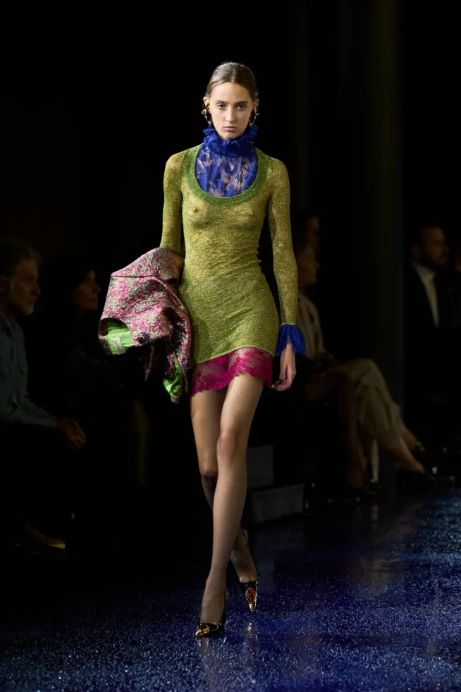 00045-saint-laurent-spring-2025-ready-to-wear-credit-gorunway