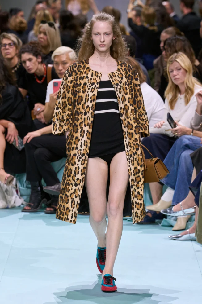 00046-prada-VERAO-2025