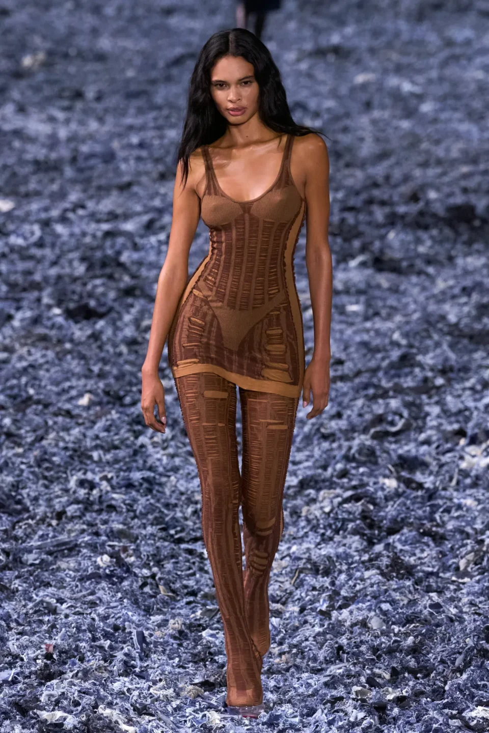 00049-diesel-spring-2025-ready-to-wear-credit-gorunway