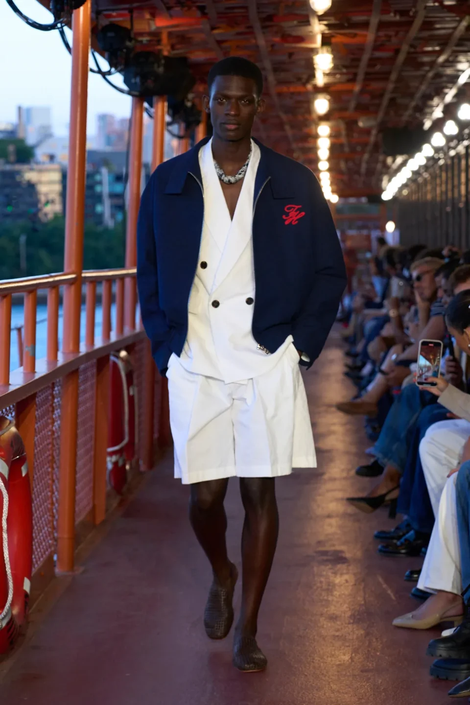 00053-tommy-hilfiger-spring-2025-ready-to-wear-credit-brand