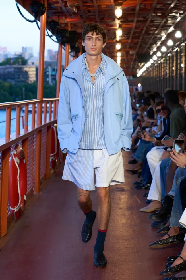 00055-tommy-hilfiger-spring-2025-ready-to-wear-credit-brand