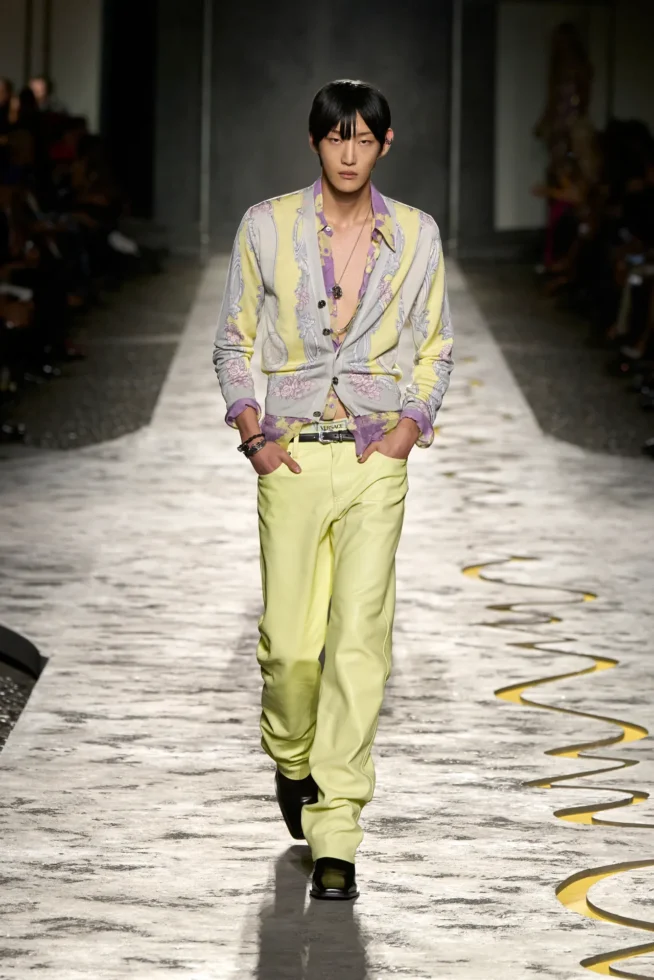 00058-versace-spring-2025-ready-to-wear-credit-gorunway
