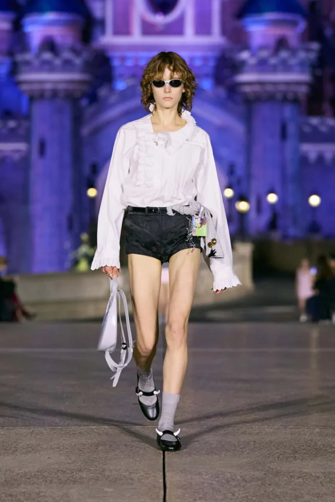 00005-coperni-spring-2025-ready-to-wear-credit-brand