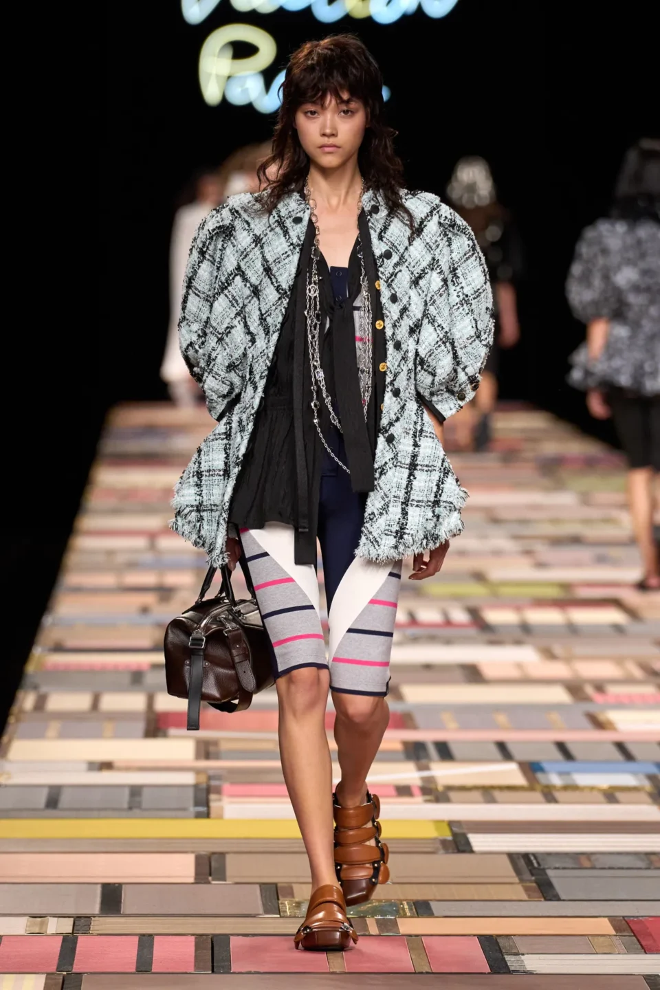 00006-louis-vuitton-spring-2025-ready-to-wear-credit-gorunway