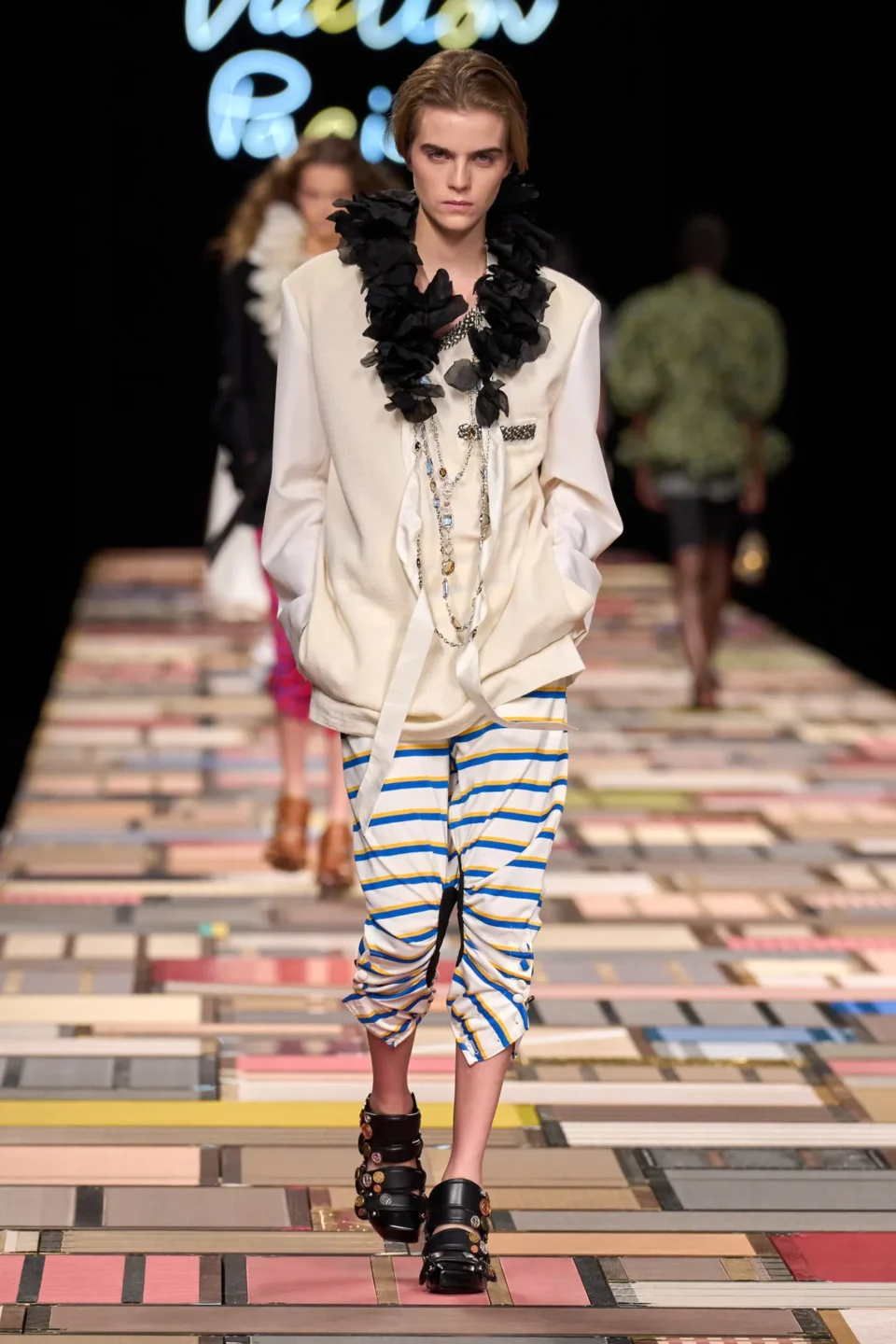 00007-louis-vuitton-spring-2025-ready-to-wear-credit-gorunway