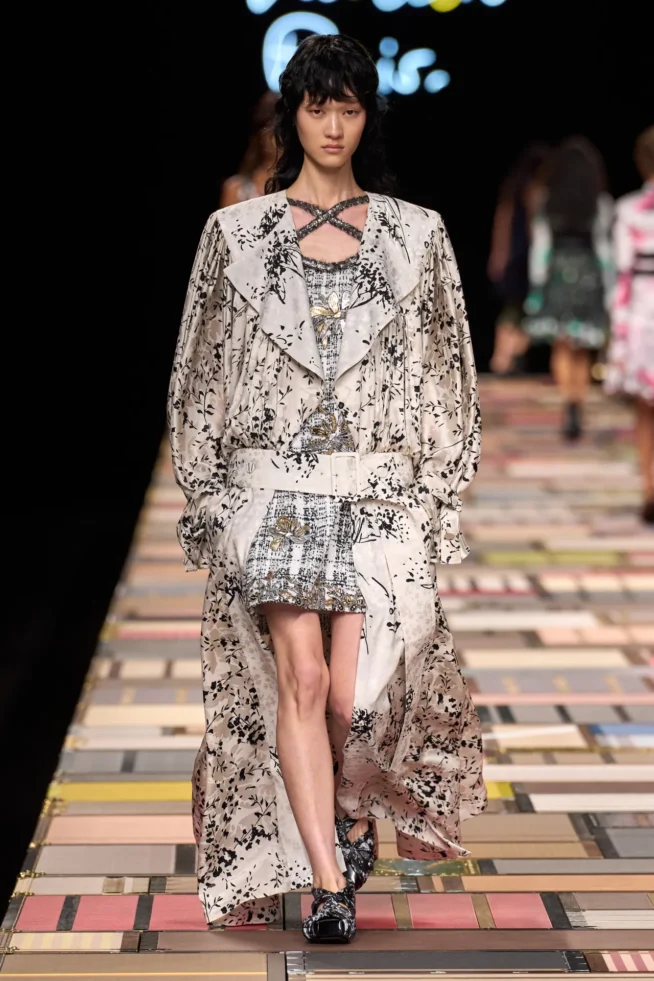 00019-louis-vuitton-spring-2025-ready-to-wear-credit-gorunway