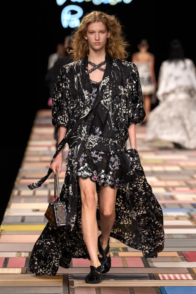 00022-louis-vuitton-spring-2025-ready-to-wear-credit-gorunway