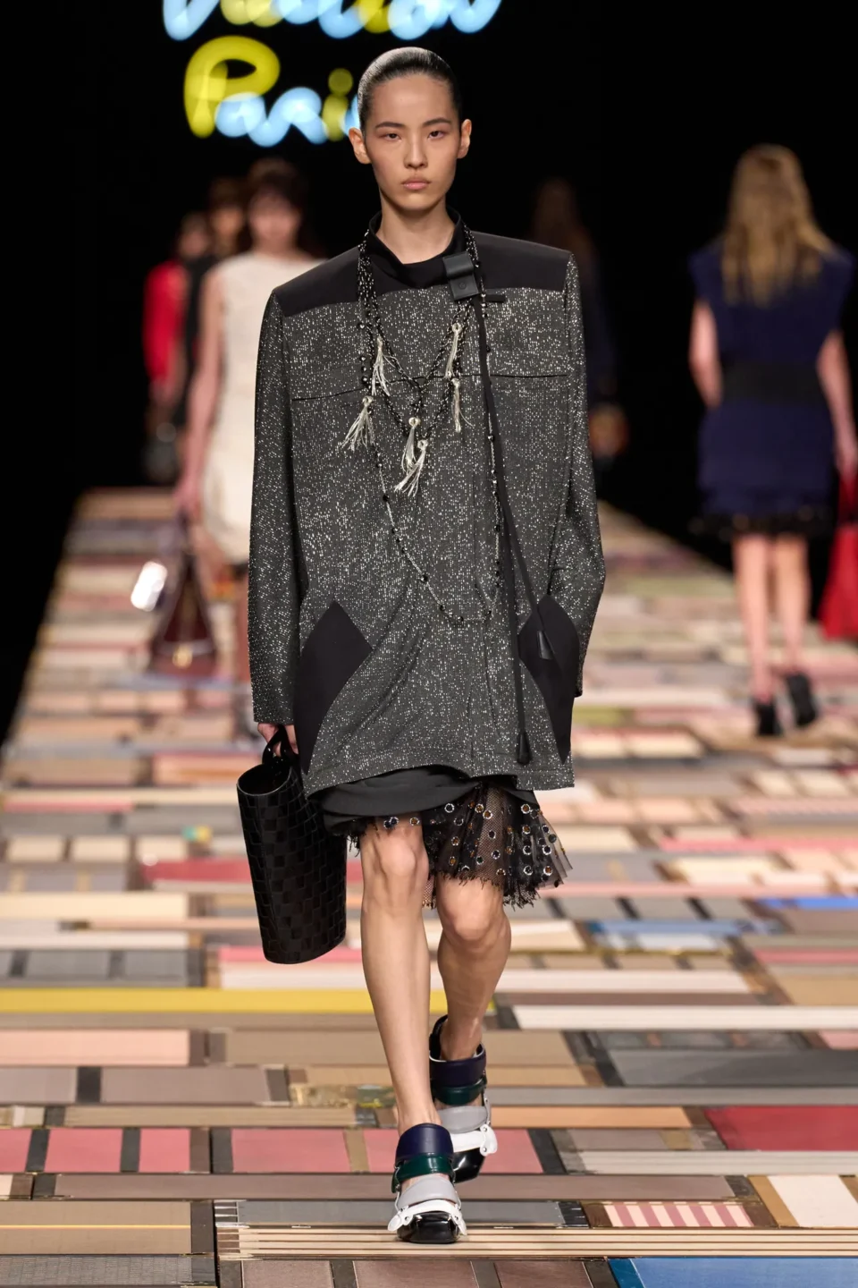 00031-louis-vuitton-spring-2025-ready-to-wear-credit-gorunway