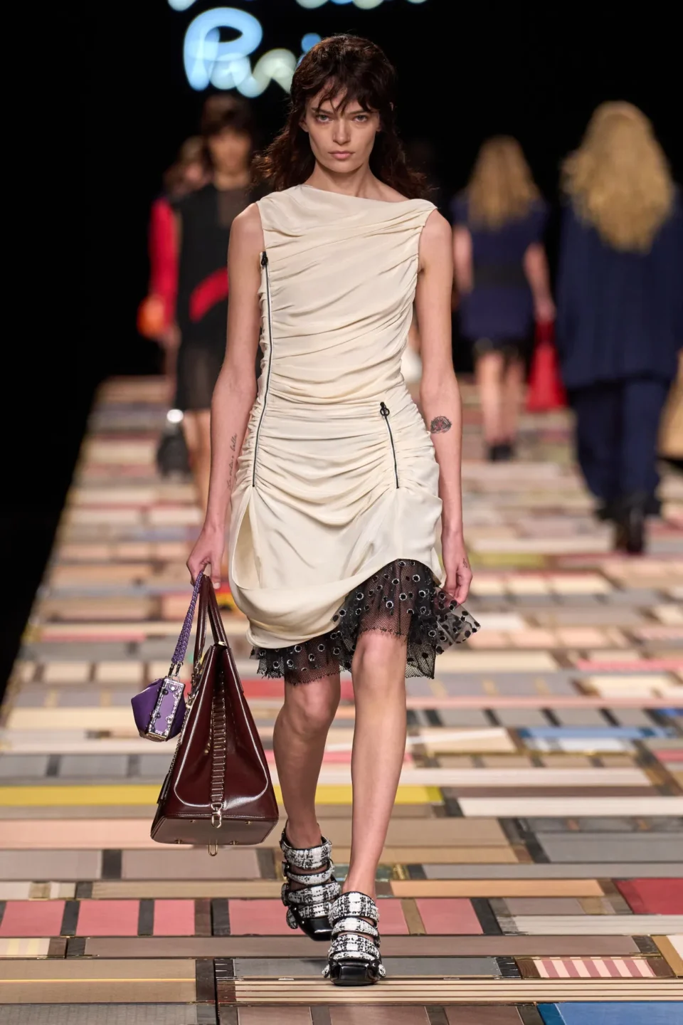 00032-louis-vuitton-spring-2025-ready-to-wear-credit-gorunway