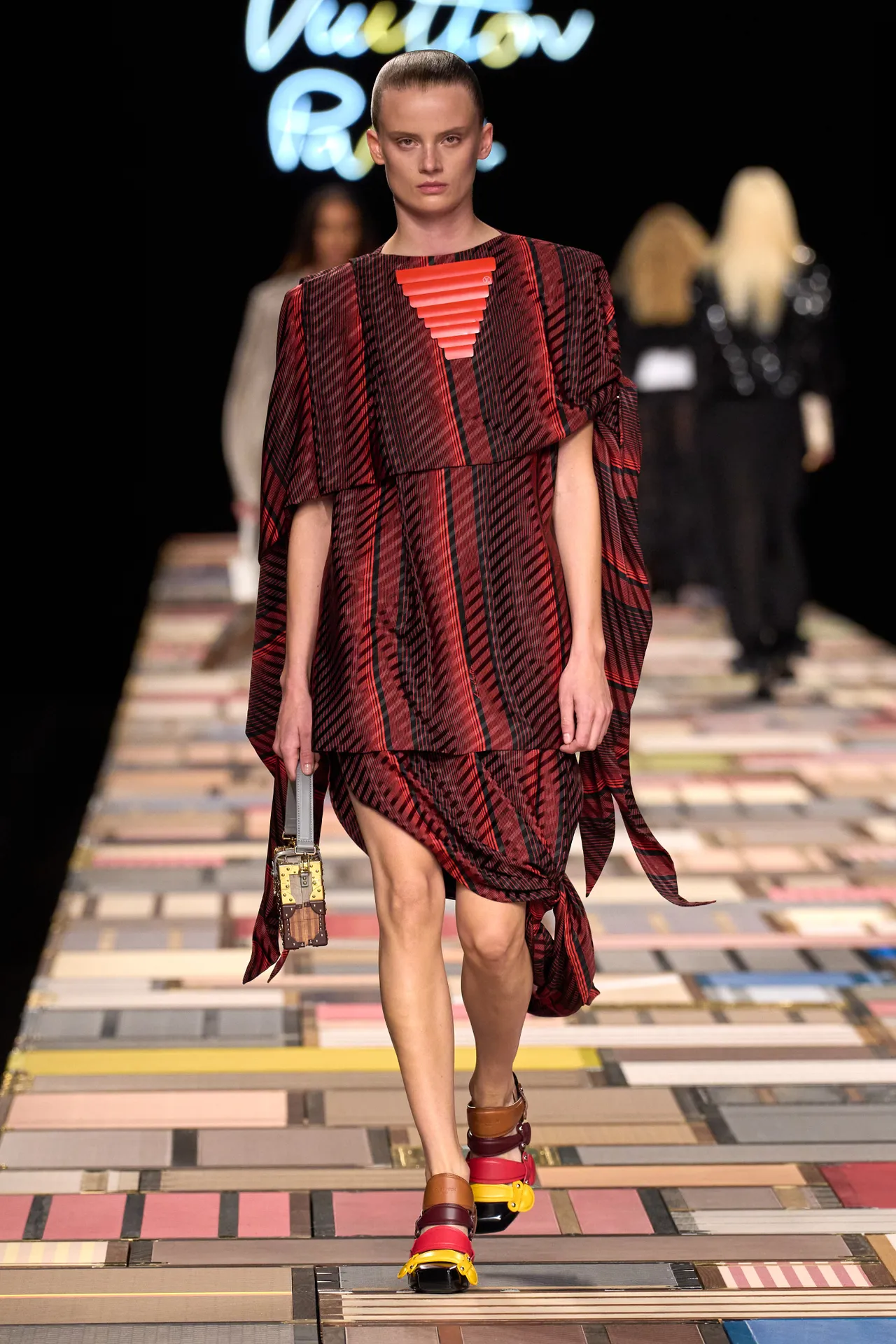 00041-louis-vuitton-spring-2025-ready-to-wear-credit-gorunway