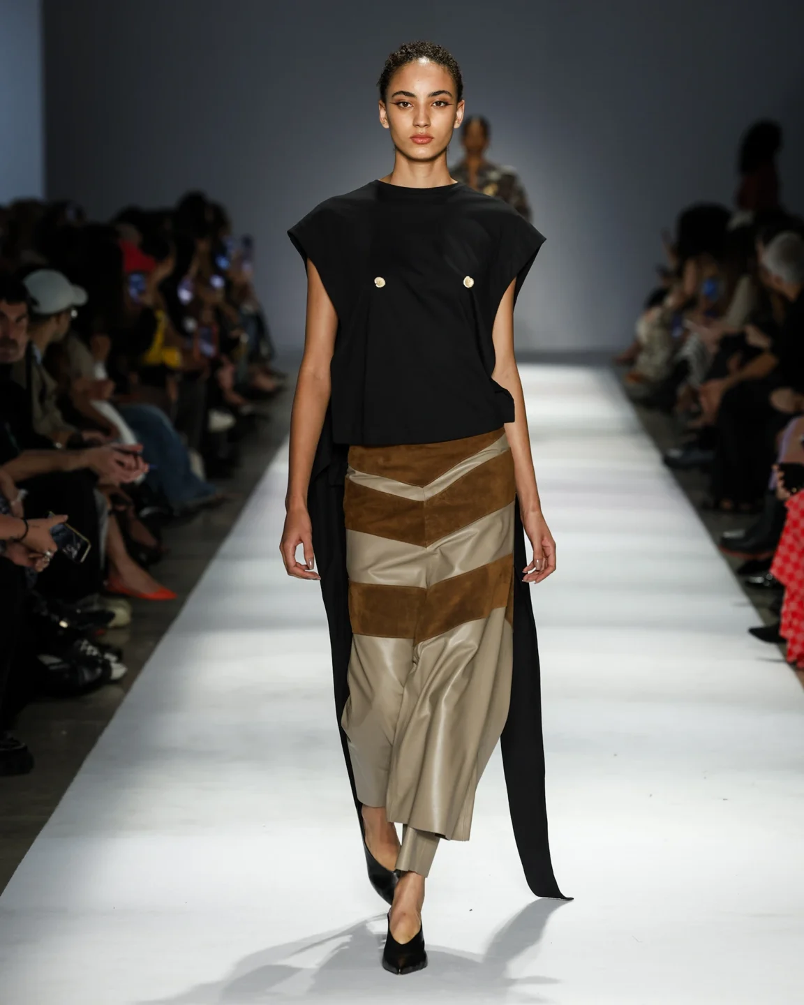 lilly_sarti_lb_n58_028