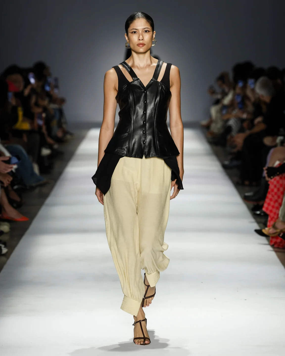 lilly_sarti_lb_n58_033