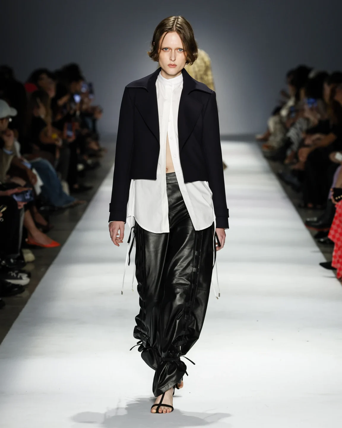 lilly_sarti_lb_n58_043