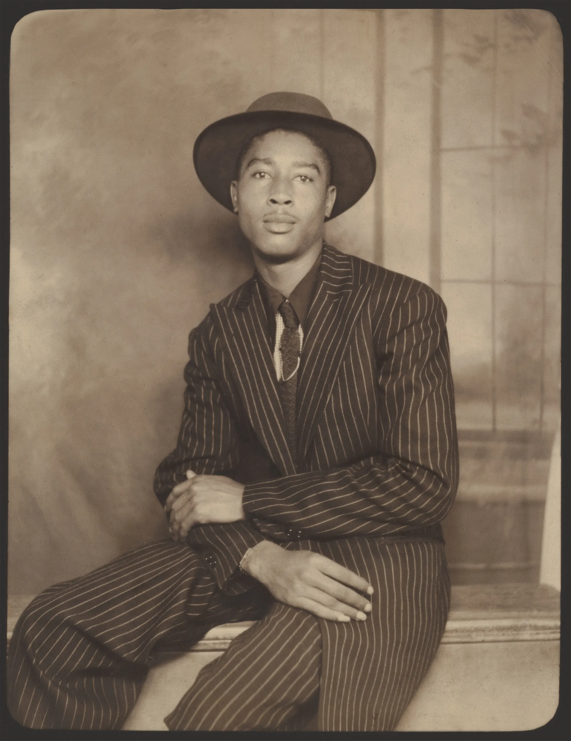 “Impecável: a confecção do estilo negro” é o tema da próxima exposição do met
É a primeira vez em mais de 20 anos que a figura masculina protagoniza o tema da exposição.