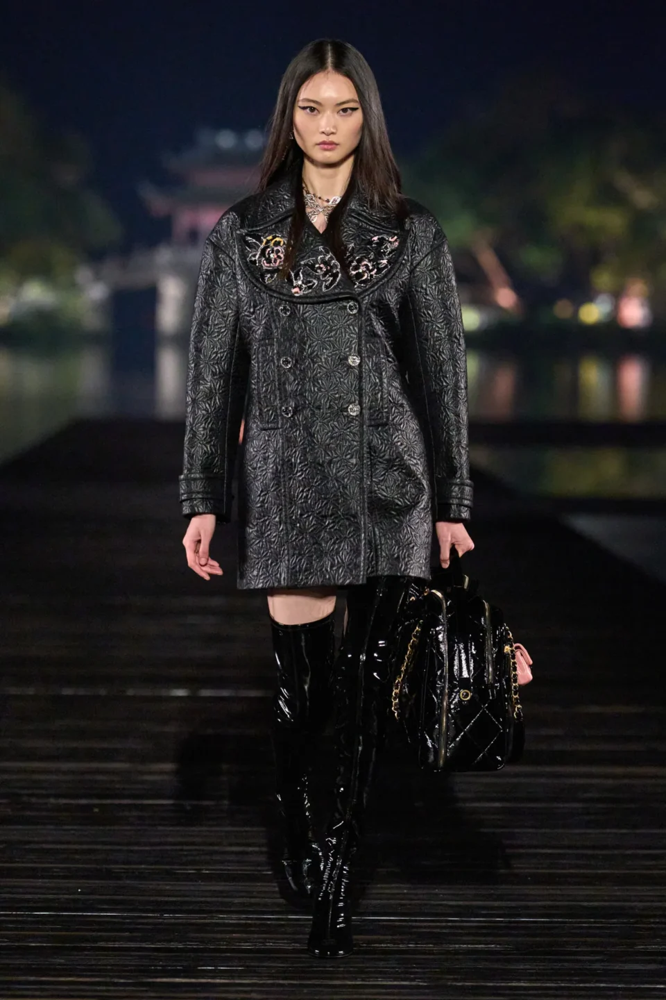 00004-chanel-pre-fall-2025-credit-gorunway