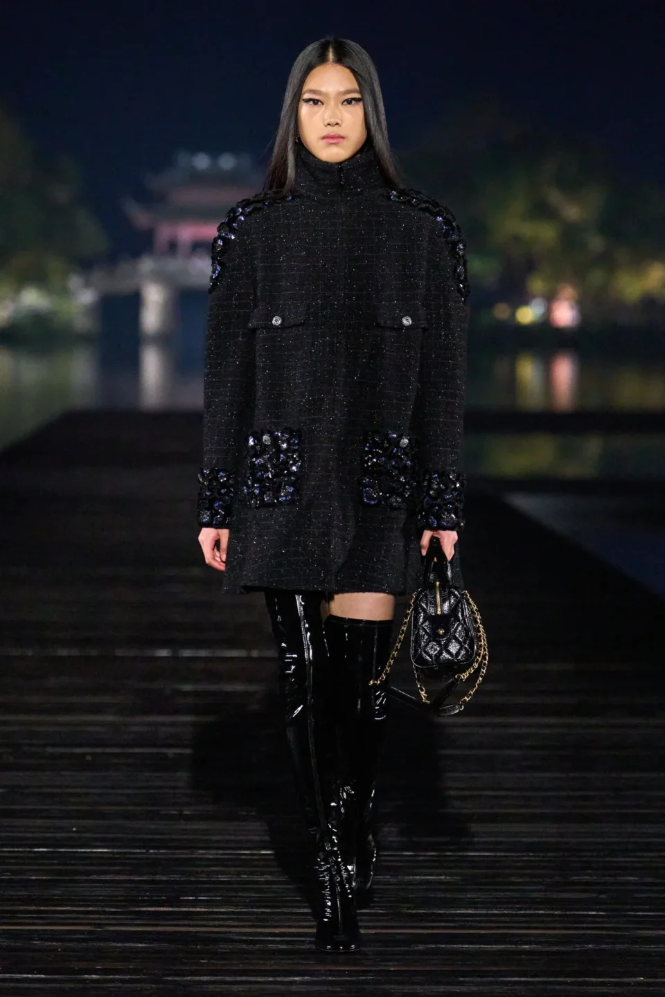 00005-chanel-pre-fall-2025-credit-gorunway