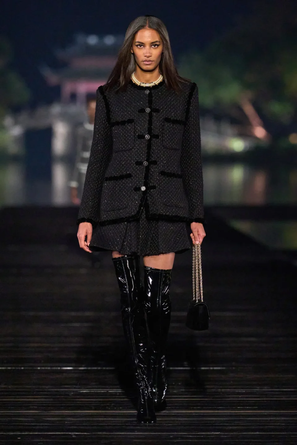 00009-chanel-pre-fall-2025-credit-gorunway