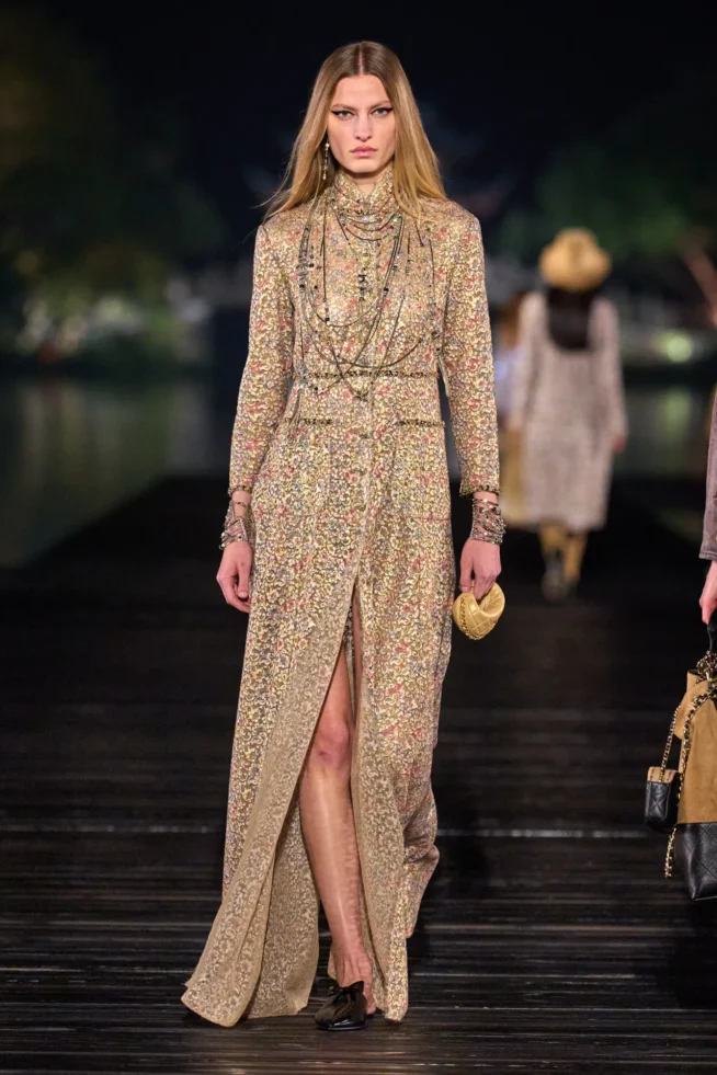 00042-chanel-pre-fall-2025-credit-gorunway