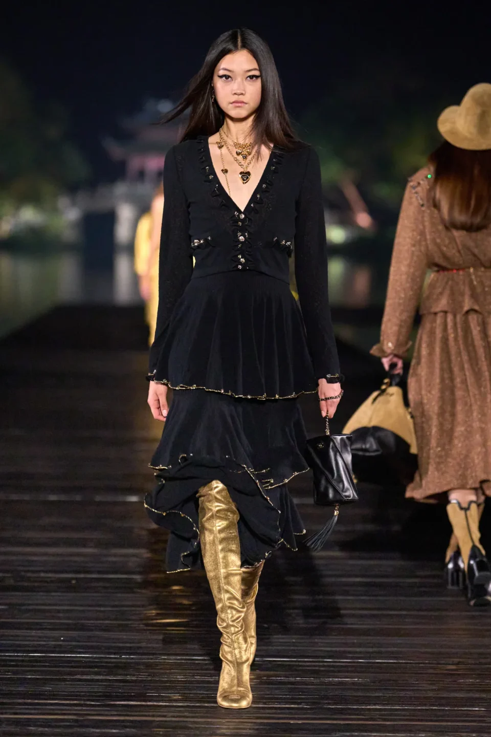 00045-chanel-pre-fall-2025-credit-gorunway