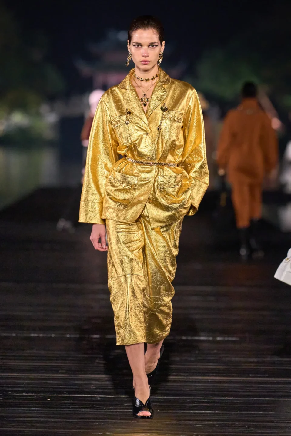 00047-chanel-pre-fall-2025-credit-gorunway