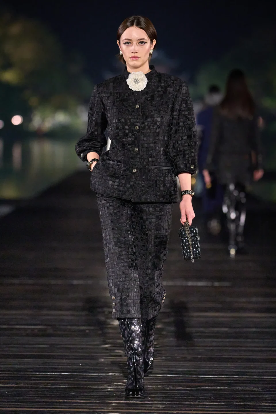 00051-chanel-pre-fall-2025-credit-gorunway