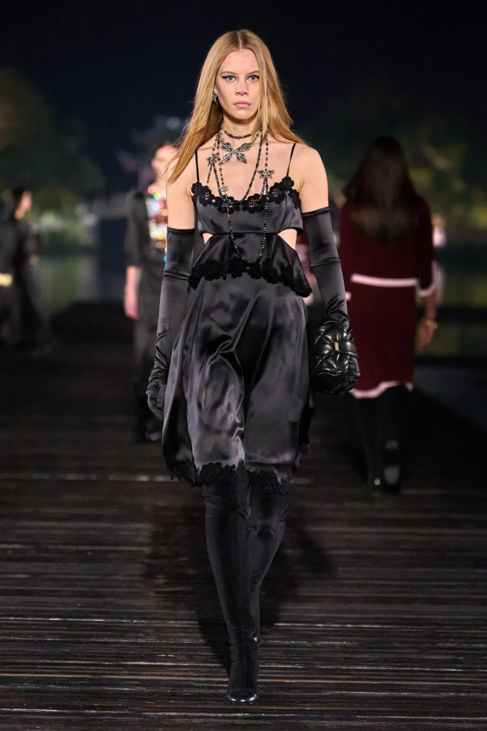 00056-chanel-pre-fall-2025-credit-gorunway
