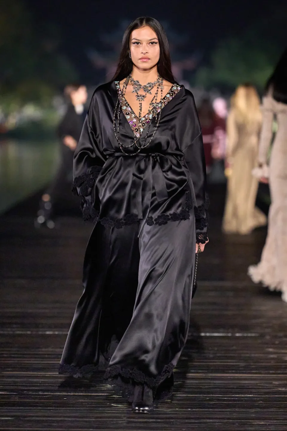 00059-chanel-pre-fall-2025-credit-gorunway