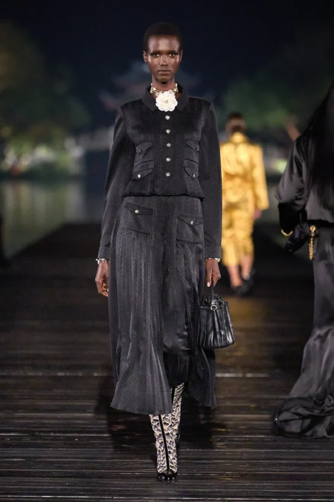 00064-chanel-pre-fall-2025-credit-gorunway