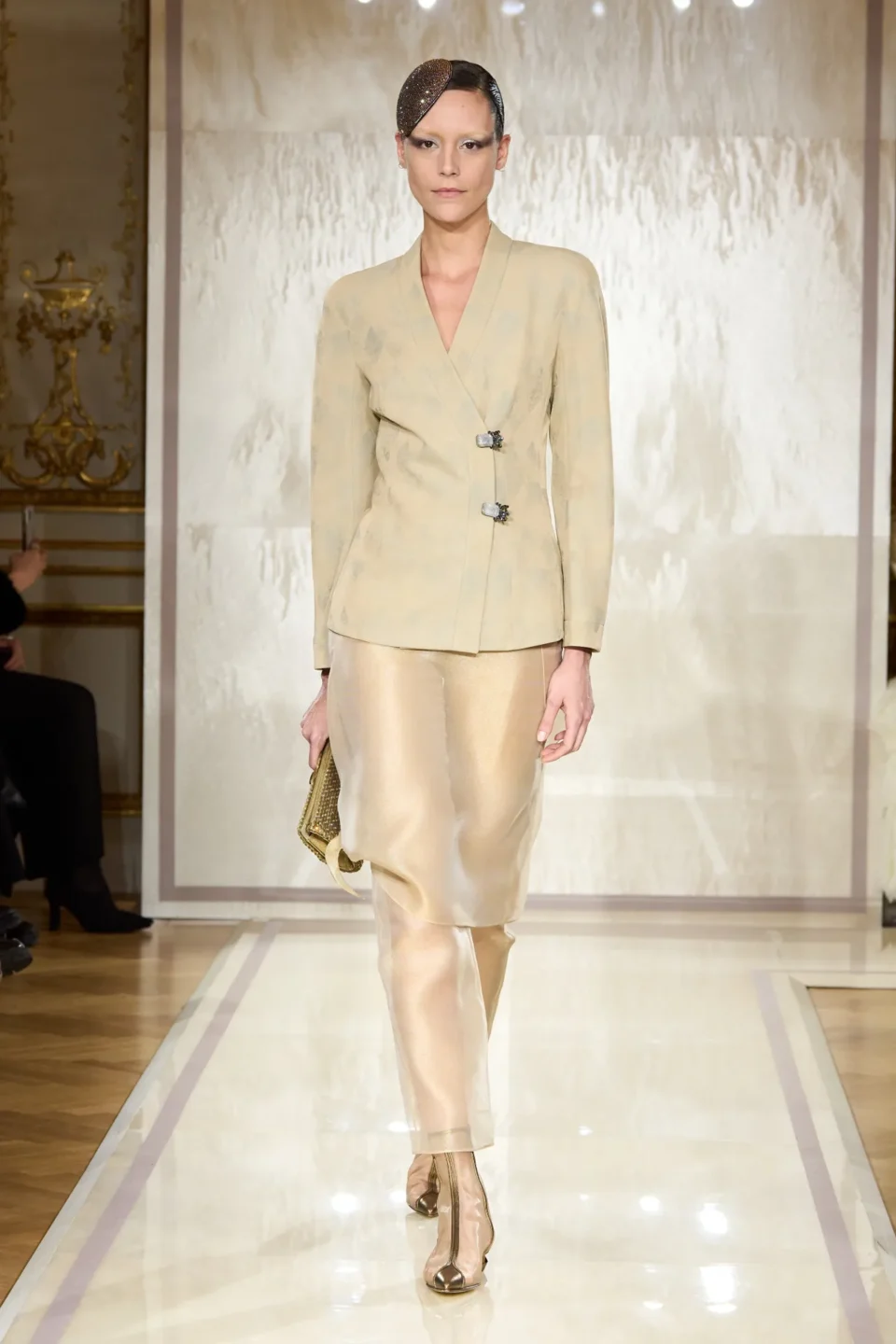 00005-armani-prive-spring-2025-couture-credit-gorunway