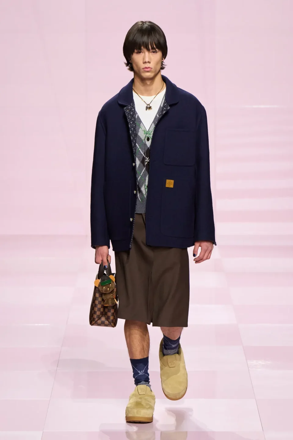 00005-louis-vuitton-fall-2025-menswear-credit-gorunway