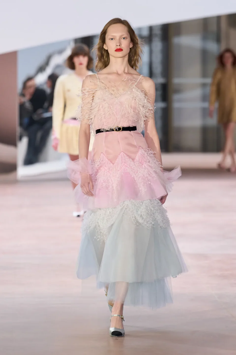 00006-chanel-spring-2025-couture-credit-gorunway
