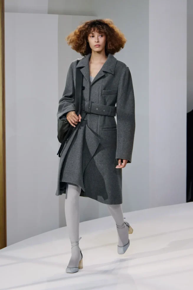 00007-lemaire-fall-2025-menswear-credit-gregoire-avenel-brand