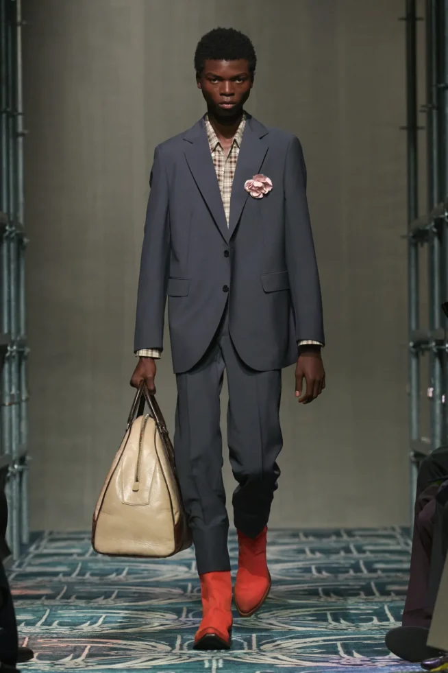 00008-prada-fall-2025-menswear-credit-gorunway